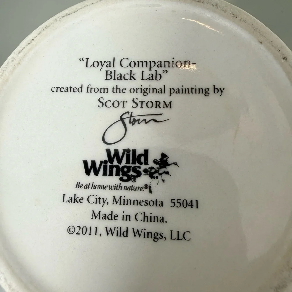 Vintage Wild Wings 'Loyal Companion Black Lab' ceramic mug. NWOT 16 OZ